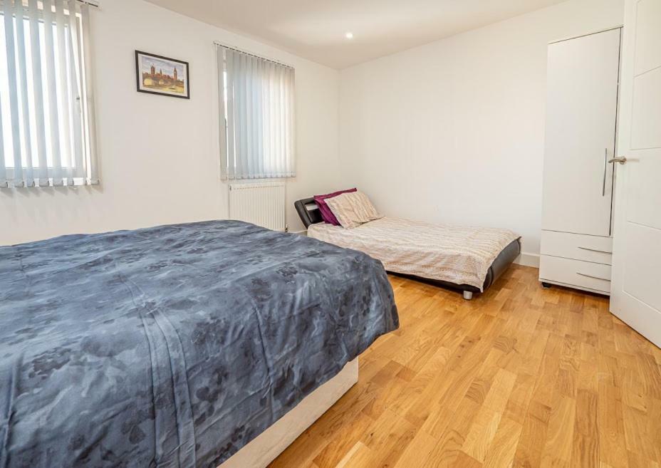 Easystay Slough Central Free Parking Exteriör bild
