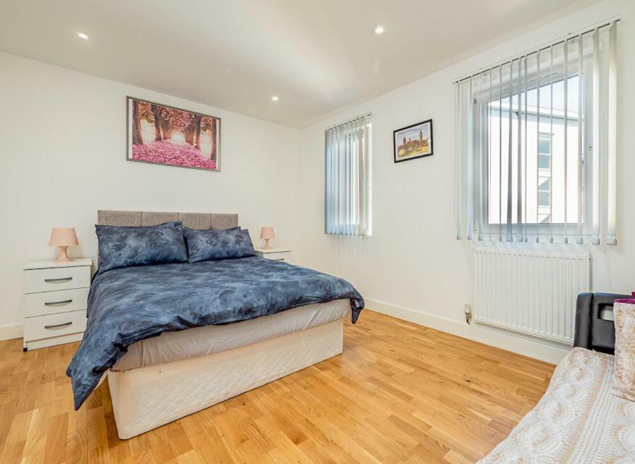 Easystay Slough Central Free Parking Exteriör bild