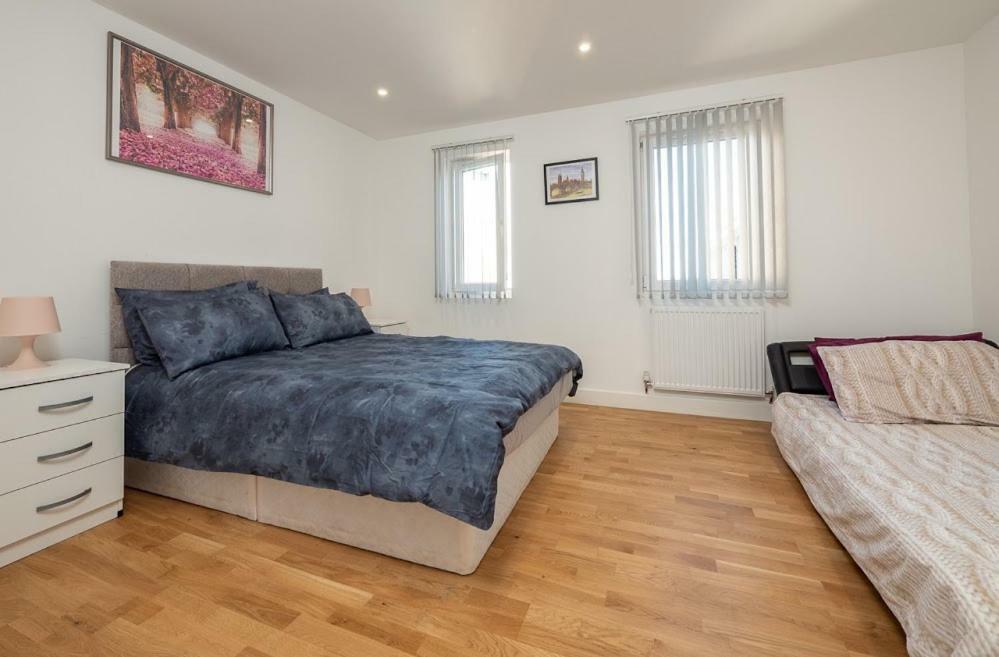 Easystay Slough Central Free Parking Exteriör bild